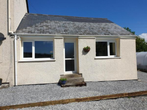 The Barn - Cosy cottage with Countryside views